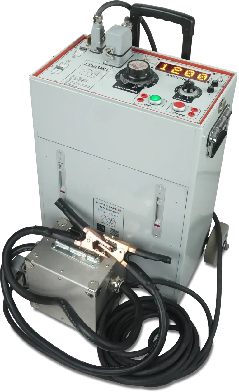 Equipo FPC-1501 XAID para pruebas de restauradores eléctricos e inyección de corriente.